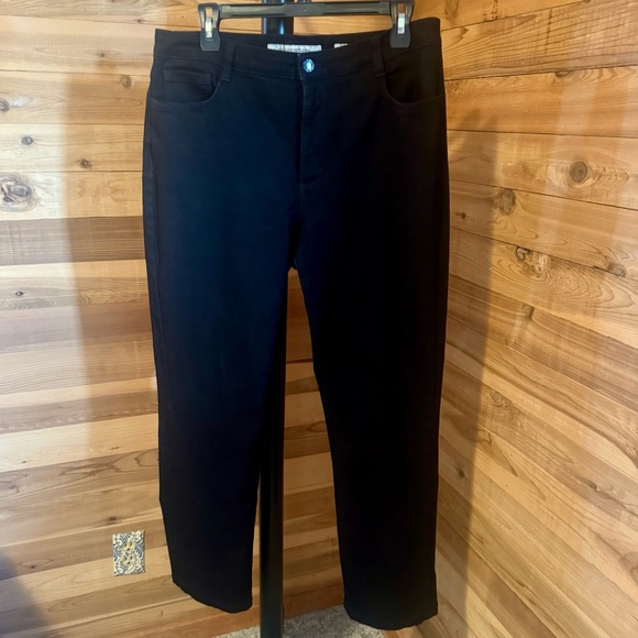 Jones New York Size 14 Short Black Jeans Embellished Back Pockets Bling Petite - Picture 1 of 9